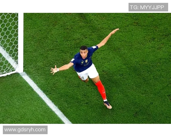 姆巴佩领衔法国队冲击世界杯冠军展现足球天赋与团队精神的完美结合